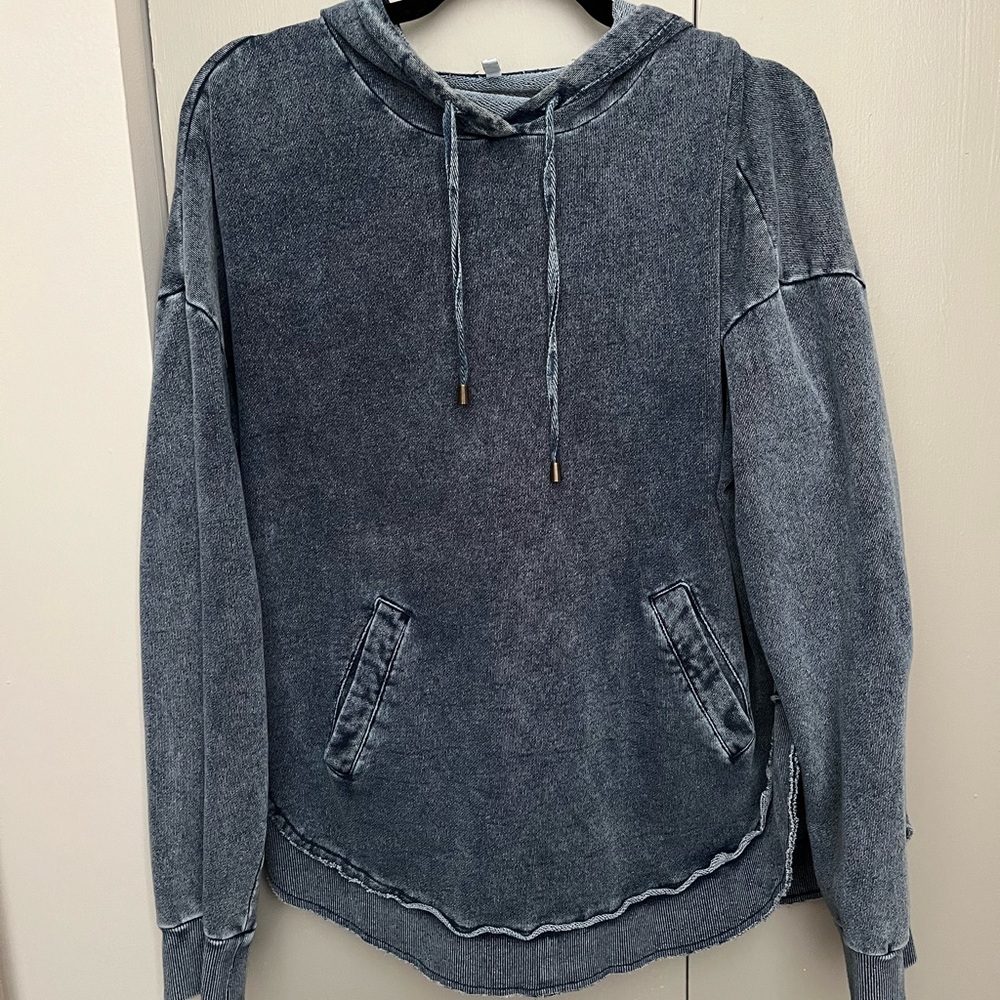 z supply- hoodie